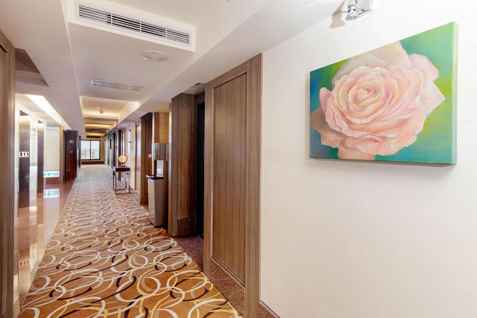 Lishiuan Hotel Хуалянь Екстер'єр фото